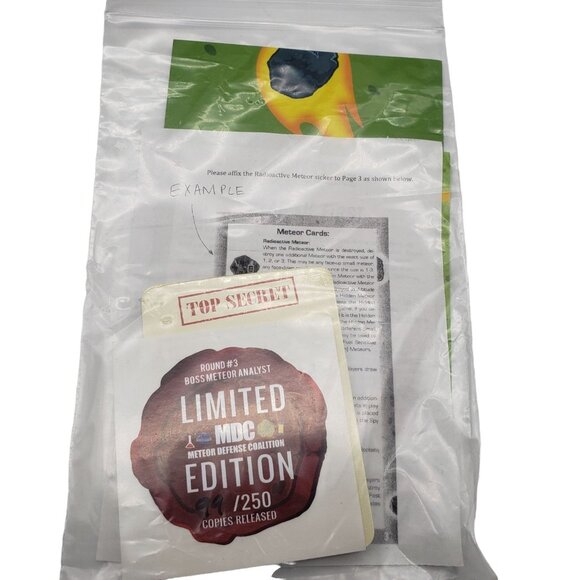 Meteor Mayday Games Co-op 1–5 Players 13+ Kickstarter Mike Young Opened Unused - Picture 10 of 10